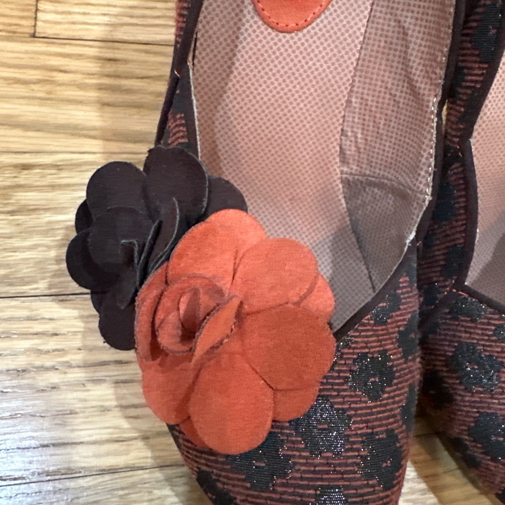 Ruby Shoo Brand new Red & Black Floral Retro Heels EU 38 (US 7.5–8) - Picture 3 of 6